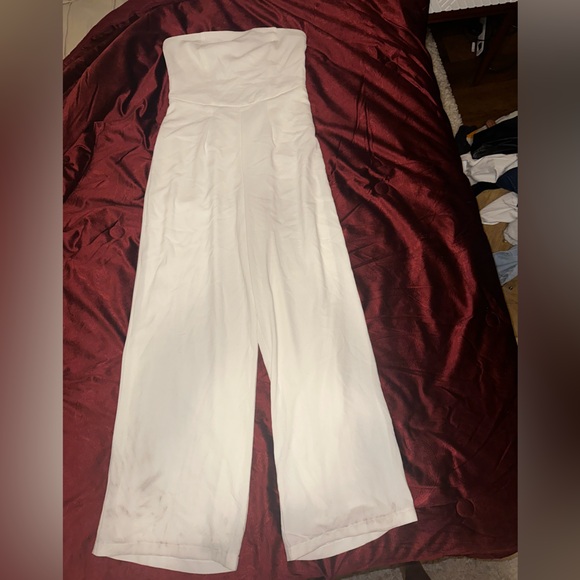 White jumpsuit - Picture 3 of 3